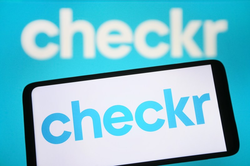 At $5 billion startup Checkr new employees build an app using AI during onboarding—even the new CFO