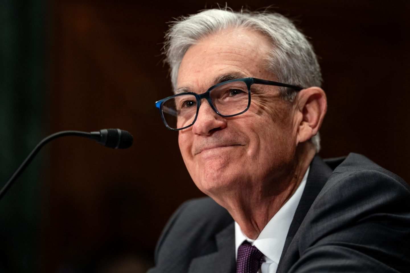 WASHINGTON, DC - JUNE 25: Fed Chair Jerome Powell testifies before the Senate Committee on Banking, Housing, and Urban Affairs during a hearing to "examine the Semiannual Monetary Policy Report to the Congress" on Capitol Hill on June 25, 2025 in Washington, DC. Powell says that the central bank will wait for clearer economic signals on the effects of President Donald Trump's tariffs on the economy before cutting interest rates, despite pressure from the President and divisions among Fed officials. (Photo by Kent Nishimura/Getty Images)