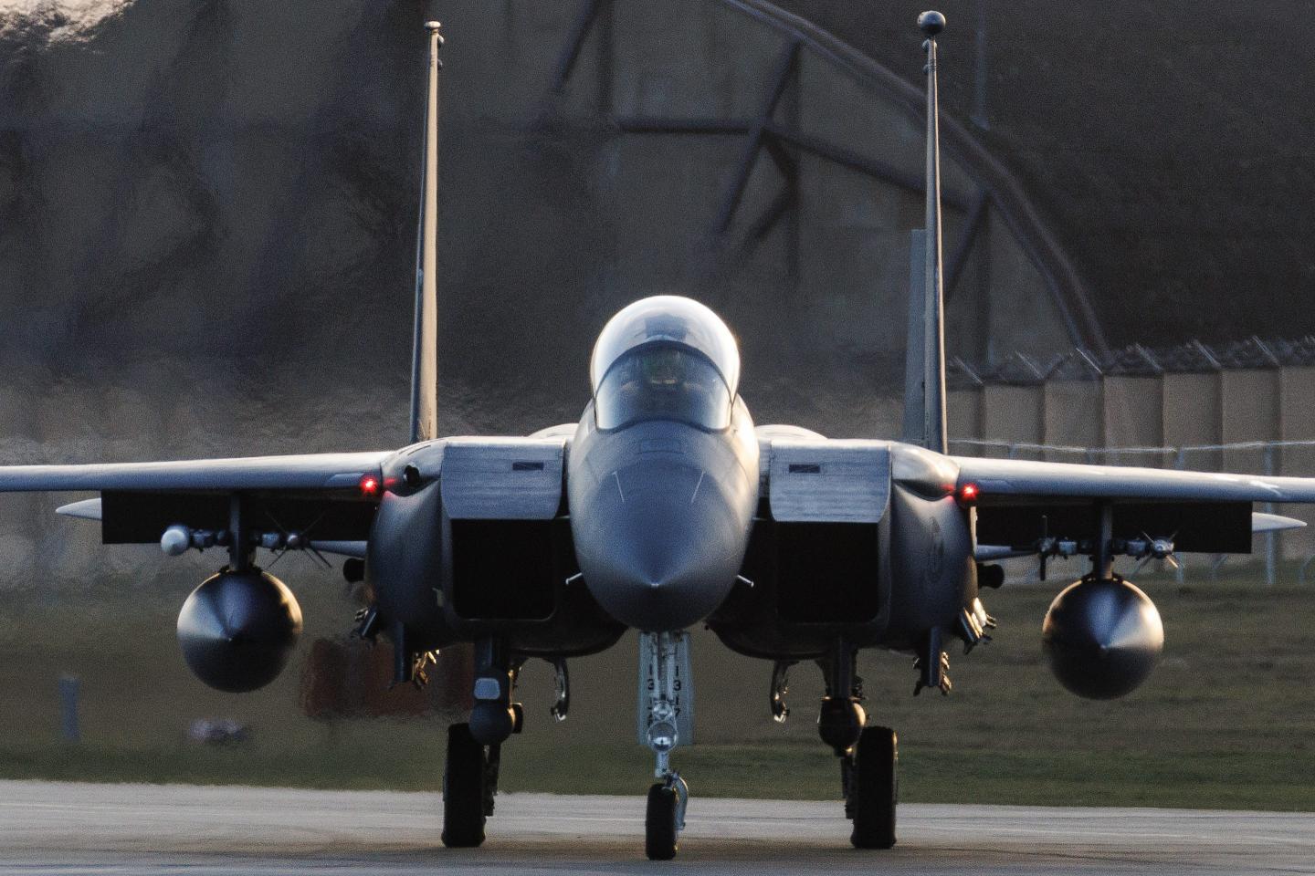 U.S. airman from F-15 shot down by Iran has been rescued in mountainous region after frantic search involving ‘dozens of aircraft,’ Trump says