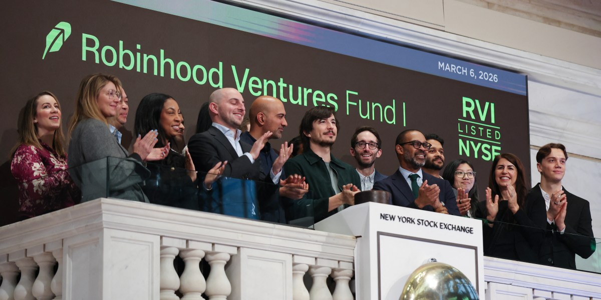 Robinhood Ventures has rebounded 30% since its lackluster debut. Can the new private markets fund now withstand the mega IPOs? | Fortune