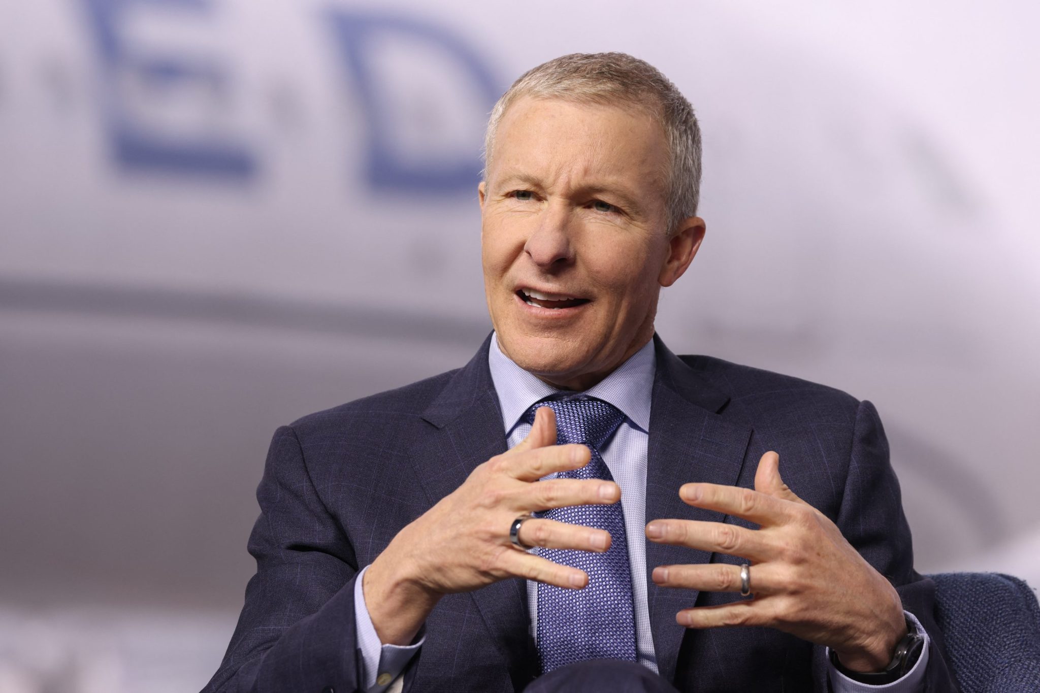 United Airlines CEO Reveals Secret Floor Nap Habit