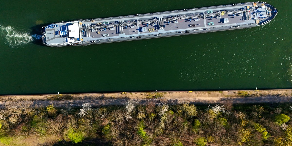 Iran peace talks are back on while the US hunts rogue ships in the Strait of Hormuz