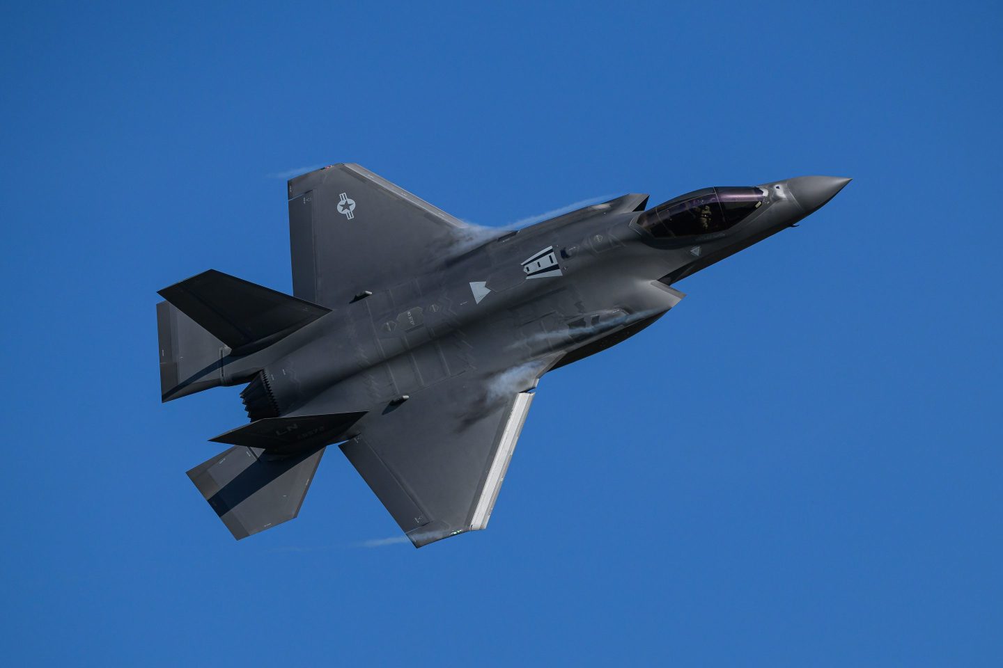 U.S. Air Force, Navy plan to boost F-35 fleet after record budget