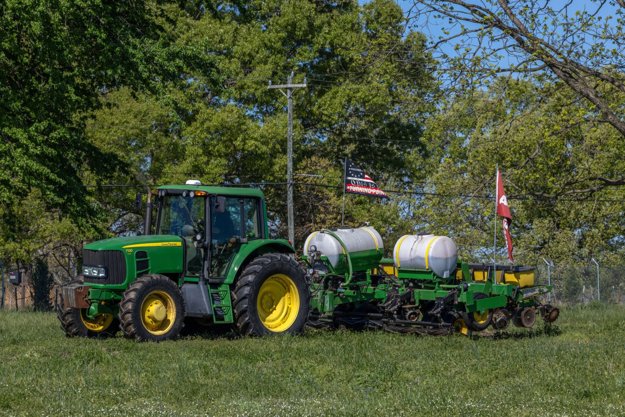 The Iran war’s fertilizer shock is hammering American farmers and 70% can’t afford what they need for this year’s growing season