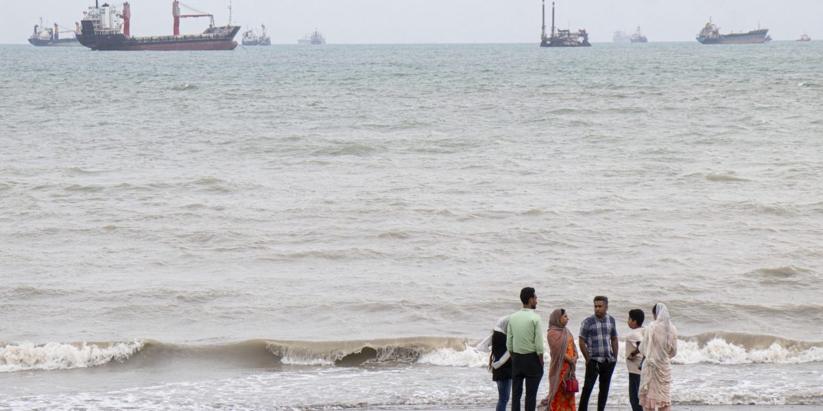 Oil analyst guarantees next few months ‘will be an ongoing, absolute disaster’ even if Hormuz opens