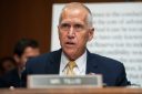 GOP senator blocking Warsh makes his stand on market stability