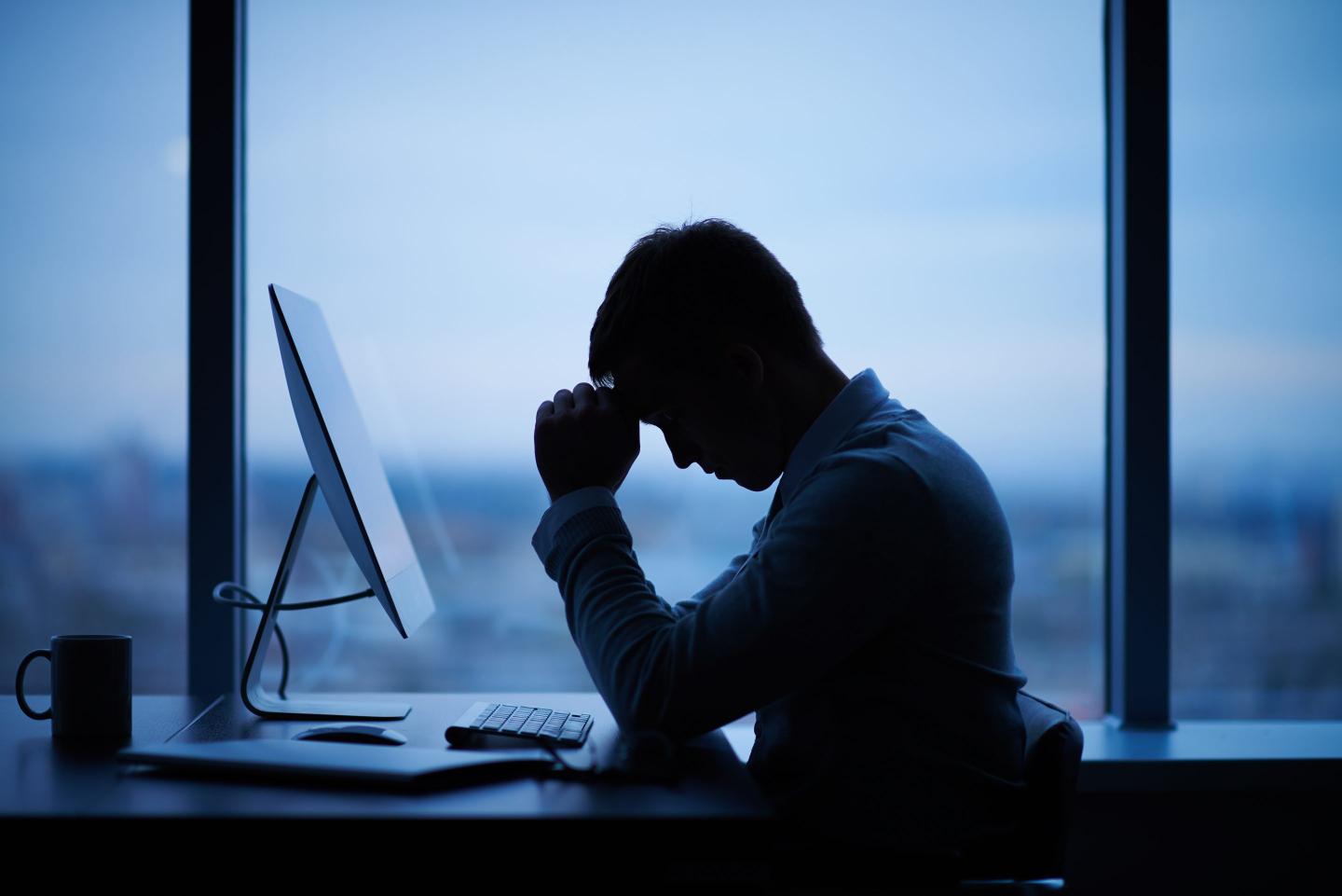 Your job can actually kill you: More than 840,000 people die annually from health conditions linked to work stress, ILO report says