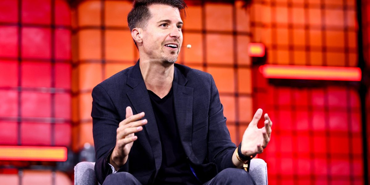 This CEO pirated video games as a teen and became a hacker for the Air Force. Now he's built a $3 billion cyber firm | Fortune