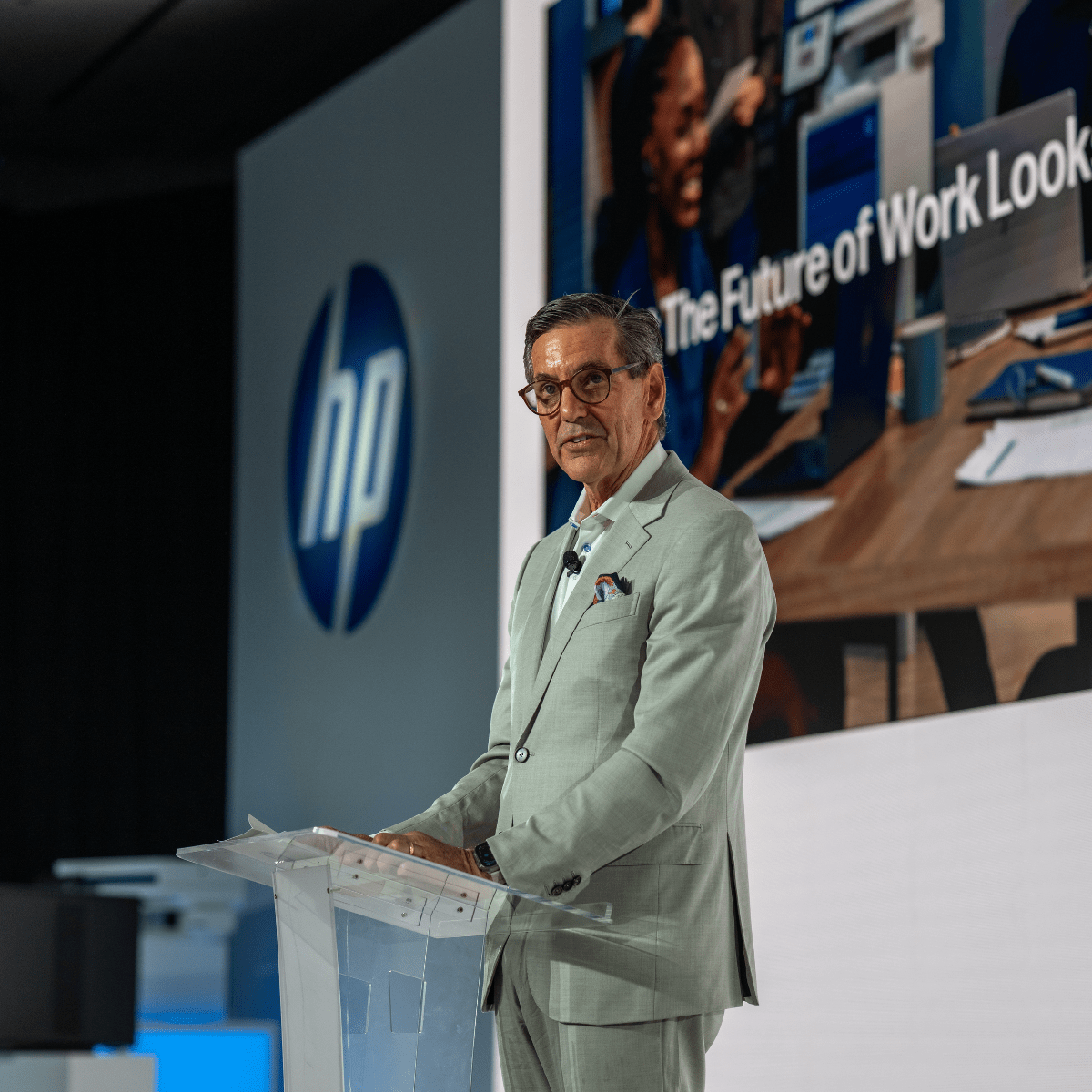 Bruce Broussard, HP CEO