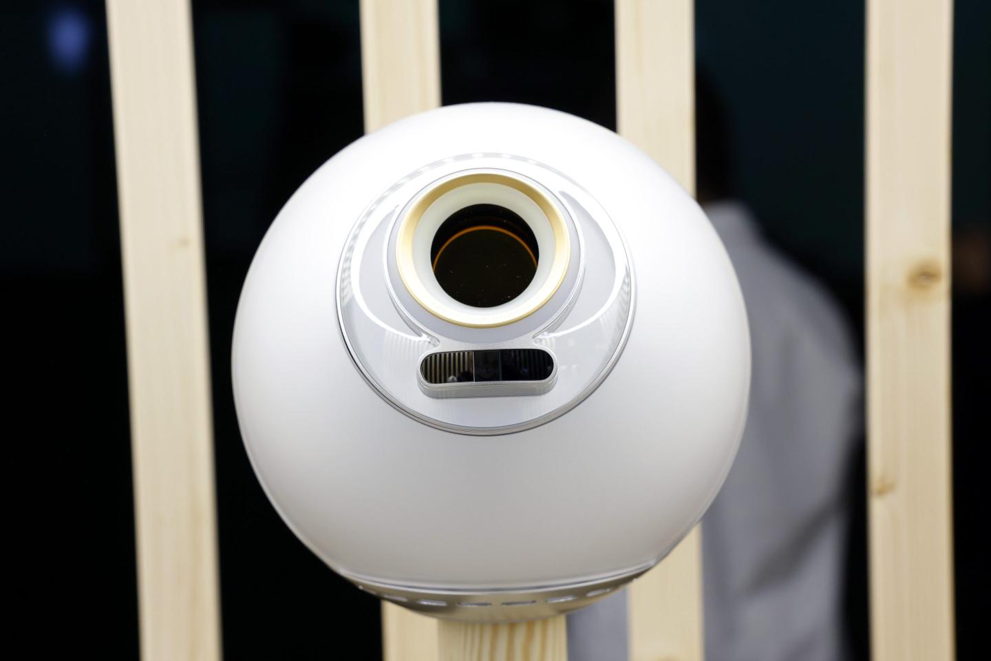 How to save the internet—according to Sam Altman’s all-seeing Orb  