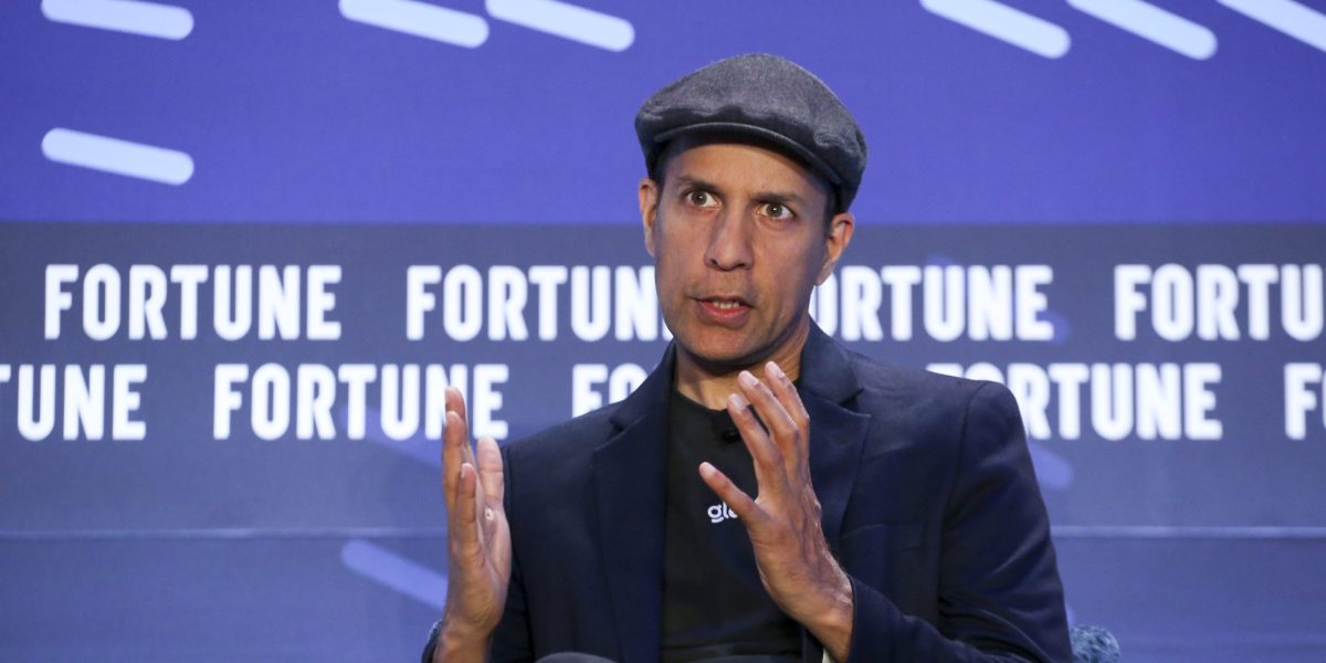 While other tech CEOs warn of mass job losses, Glean's chief says AI will never replace a single worker | Fortune