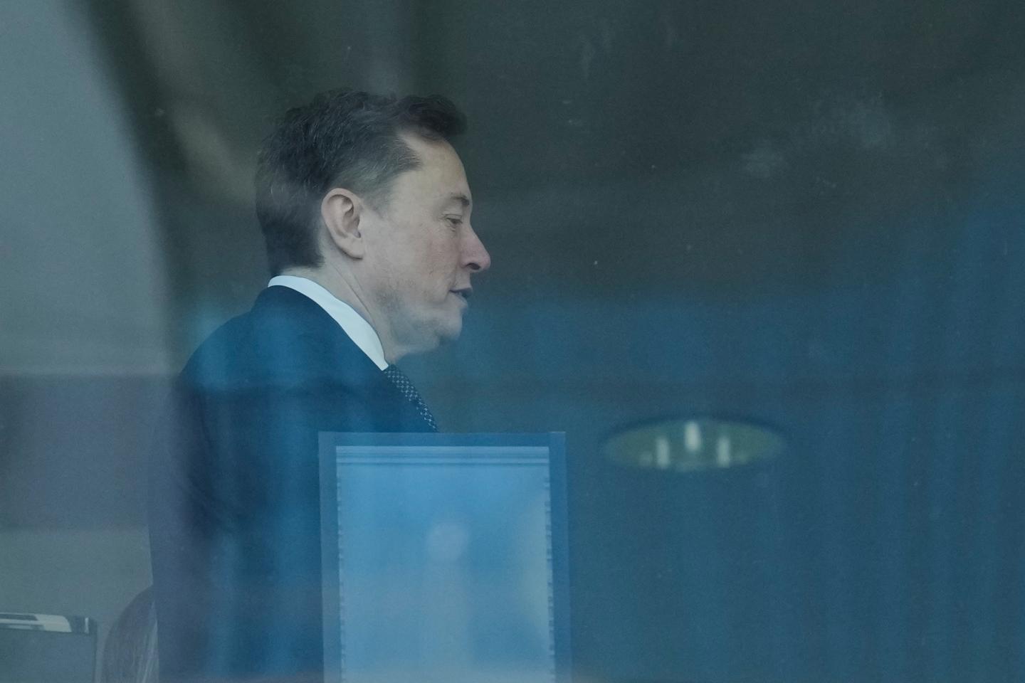 elon