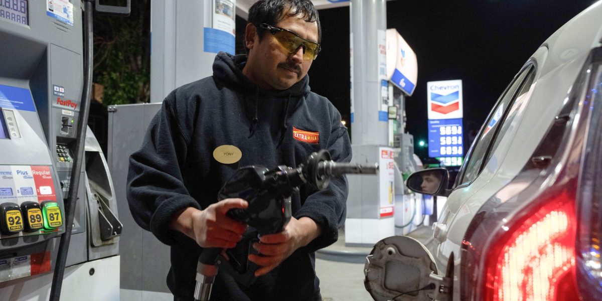 Oregon Democrats have genius political strategy: raising the gas tax heading into the midterm elections | Fortune