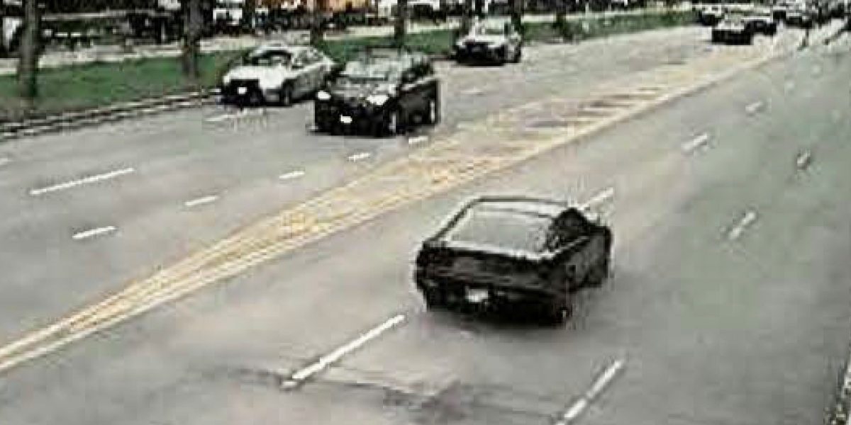 ‘Mobil Replika Knight Rider Terkena Tilang Ngebut  di New York, Padahal Tak Pernah Keluar Museum Chicago