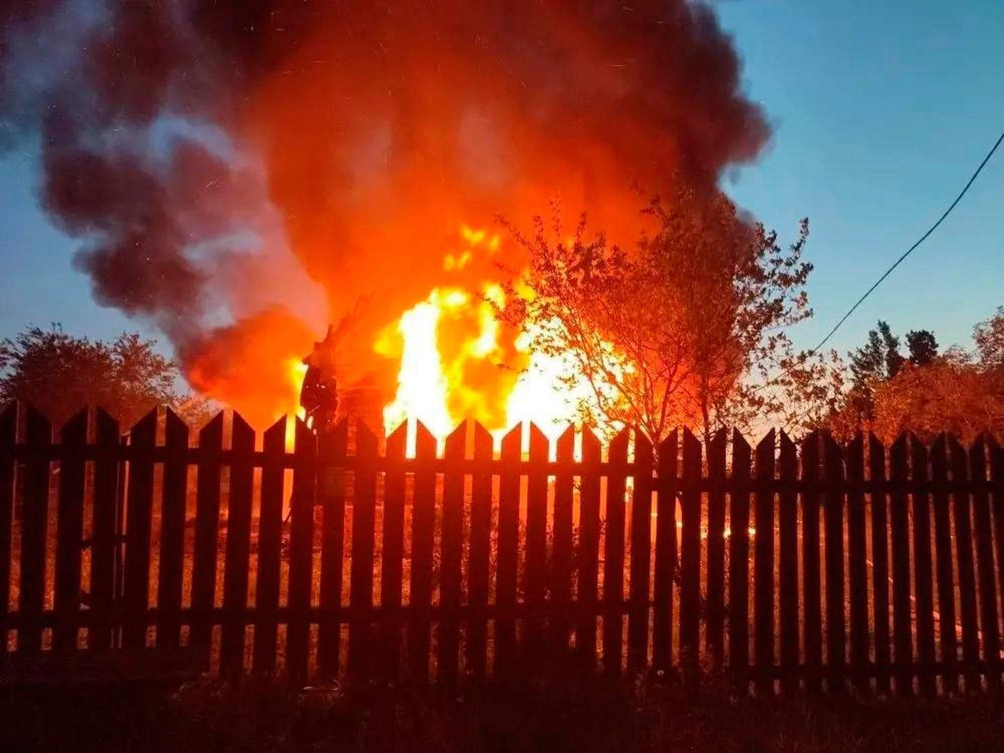 Ukraine brings the war to Moscow with one its largest drone attacks on the capital, adding to the ‘darkening cloud of anxiety over Russia’