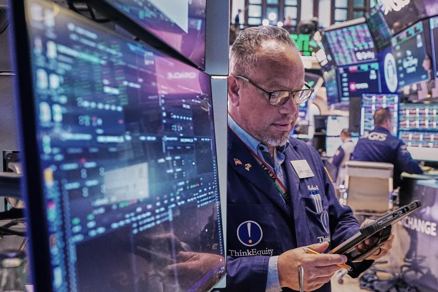 Japanese and Korean markets hit record highs as U.S. and Iran extend ceasefire