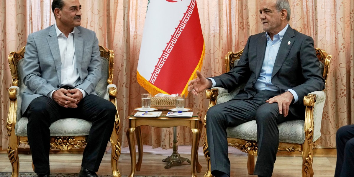 Iran and US near agreement on MOU, as Tehran says Hormuz is part of talks but nuclear issues are not
