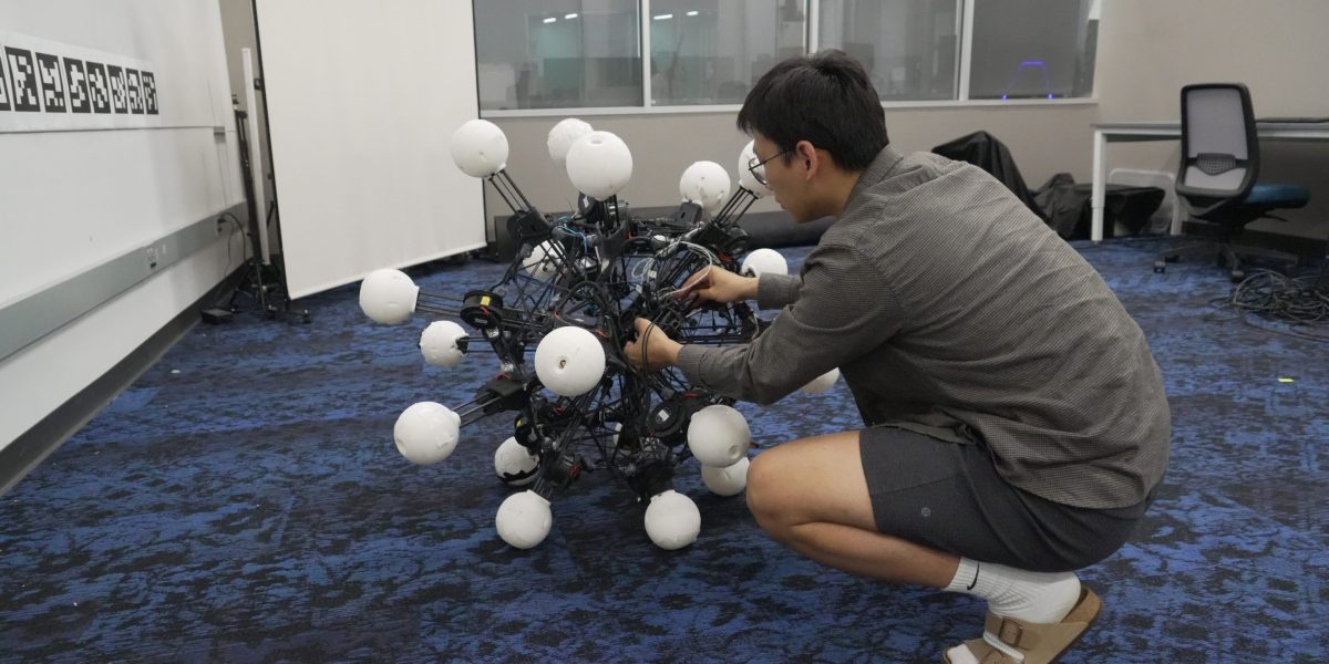 Duke scientists create robot from your nightmares: 20 legs, eyes everywhere, no front or back | Fortune