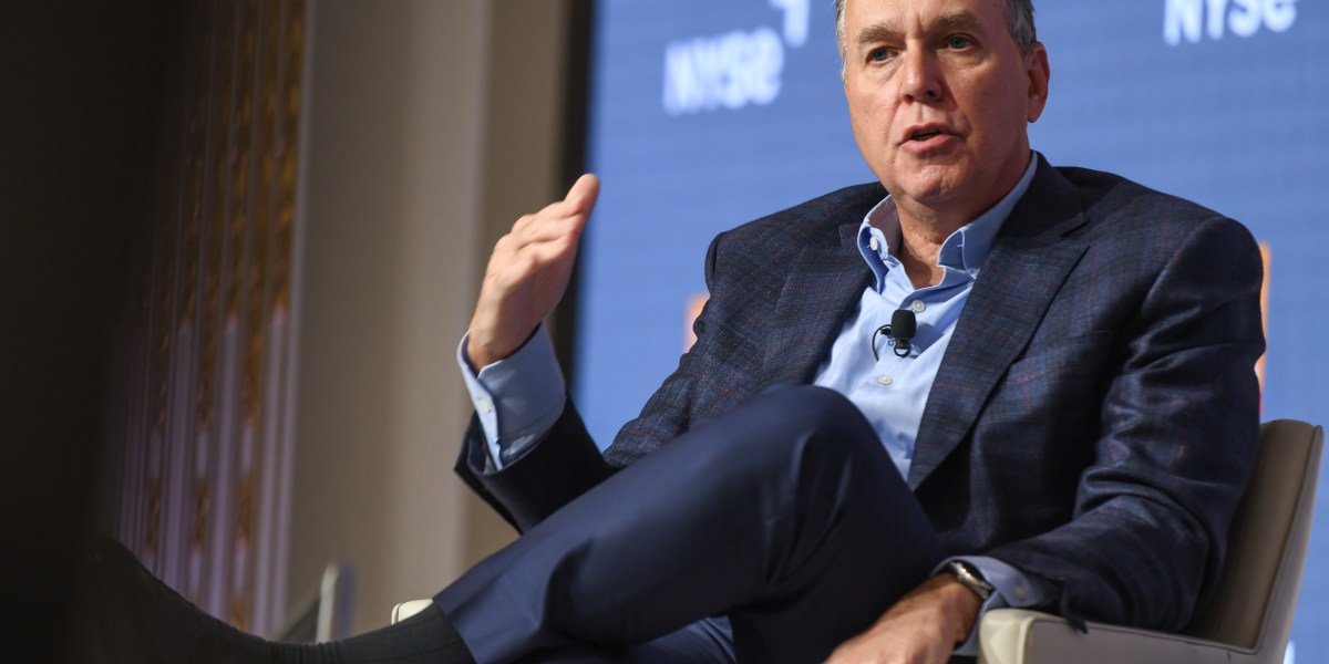 Why Amex’s CEO scrapped a bonus system that made executives compete for cash?