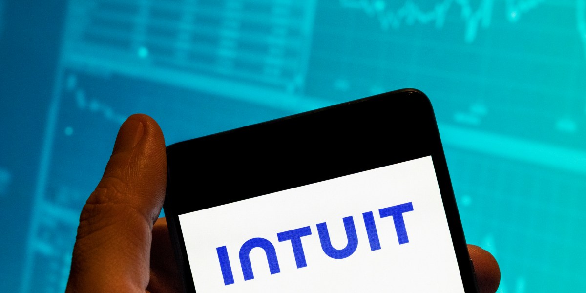Judul: CFO Intuit Ungkap Alasan Perusahaan Sederhanakan Struktur Organisasi