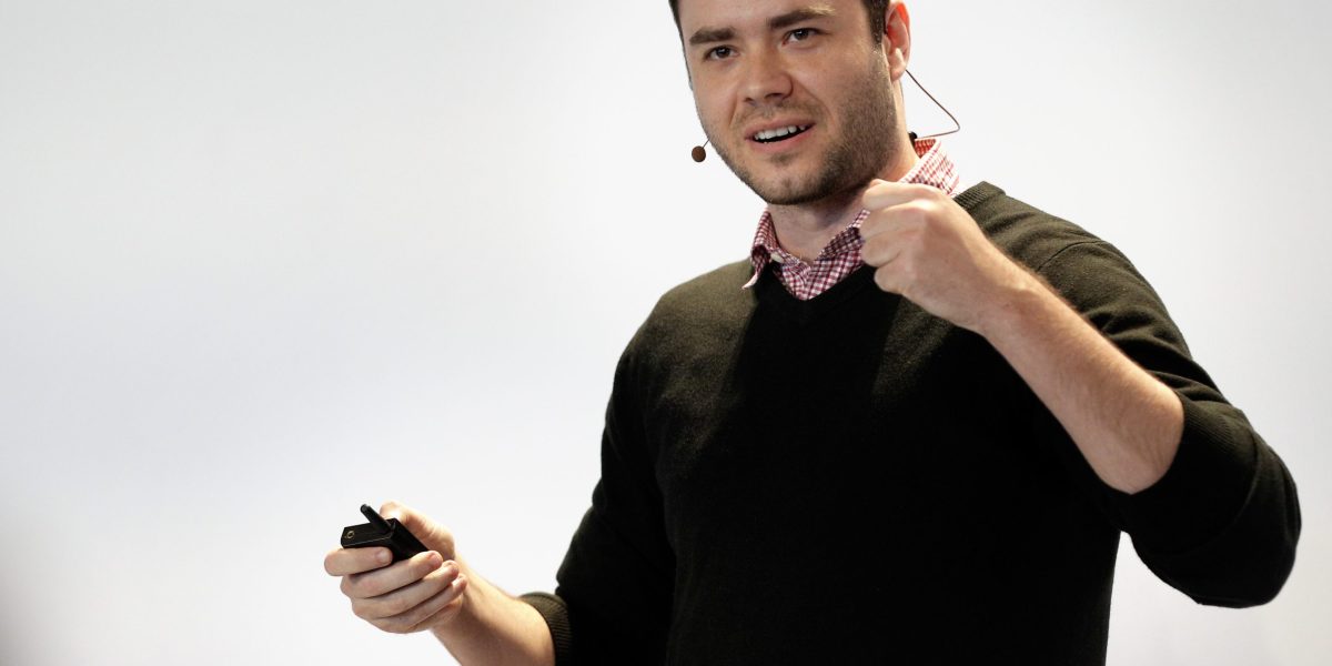 Andrej Karpathy, OpenAI founding member and inventor of &lsquo;vibe coding,&rsquo; defects to Anthropic
