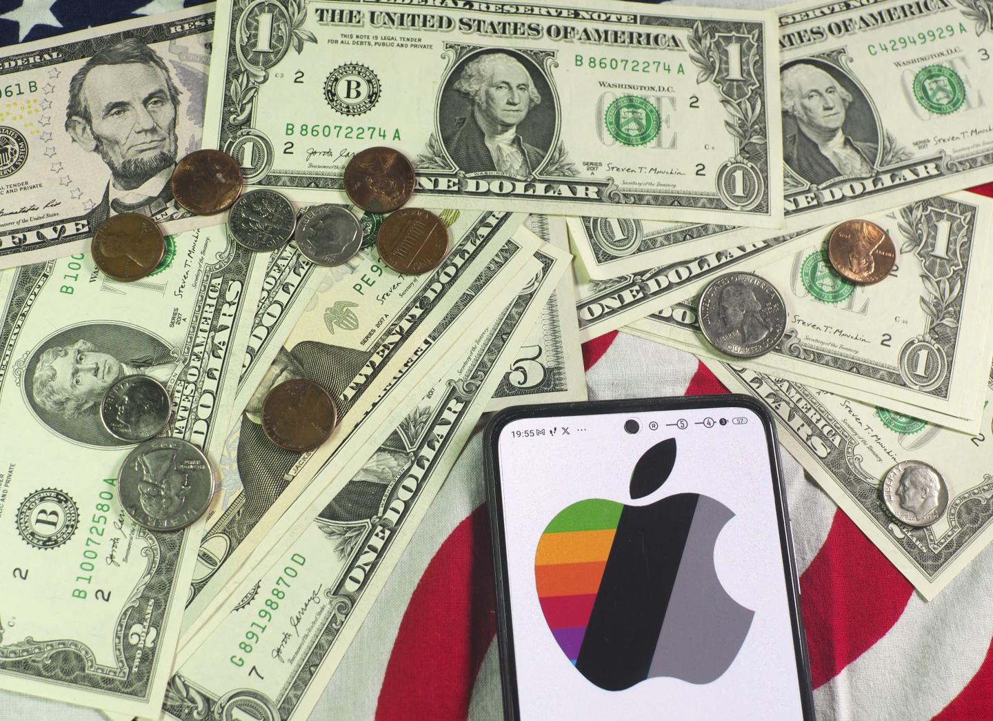 Apple promised a smarter Siri, but a lawsuit says it didn’t deliver—and you can get up to $95 back