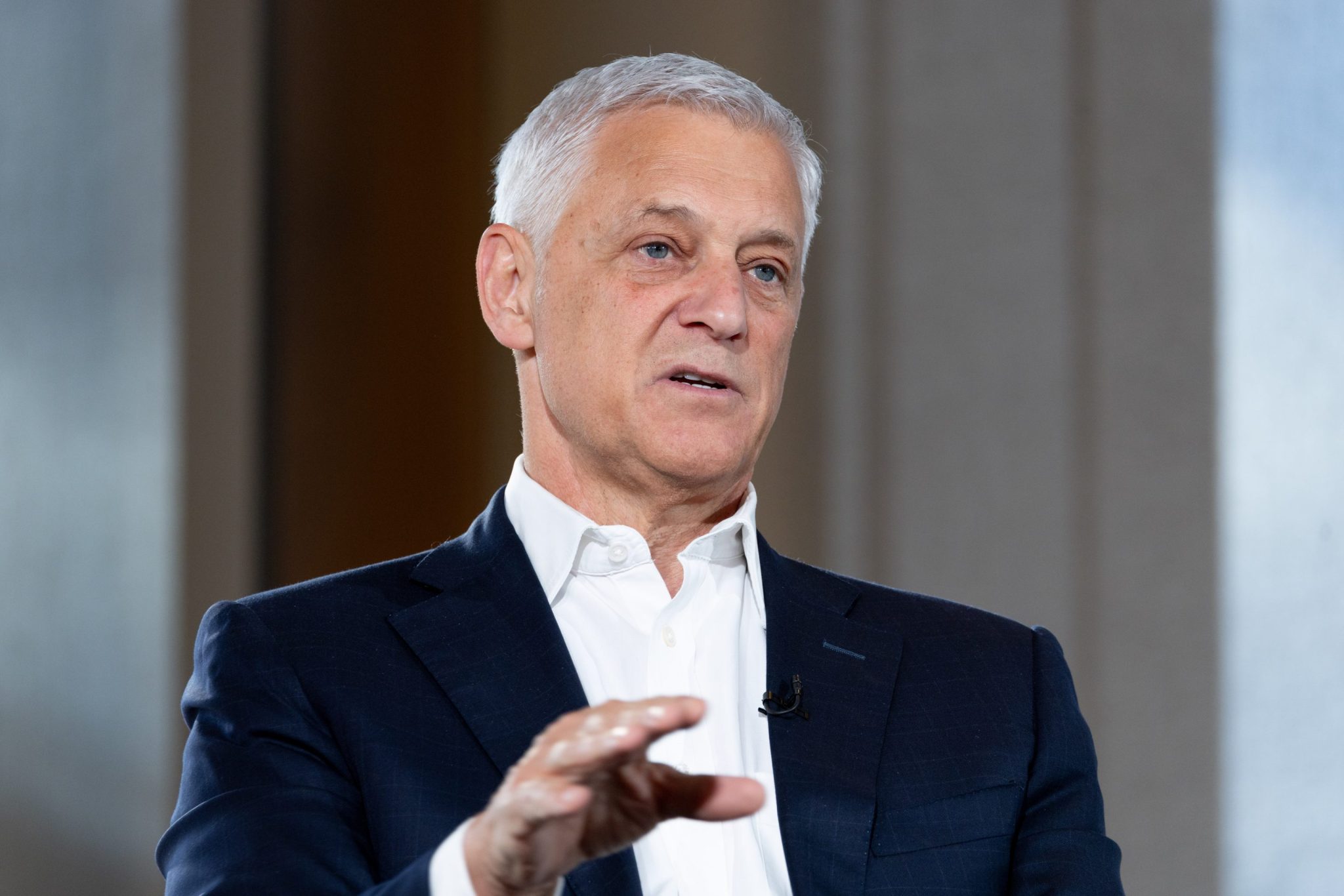 Standard Chartered CEO apologizes for calling some workers ‘lower value human capital’ in AI push