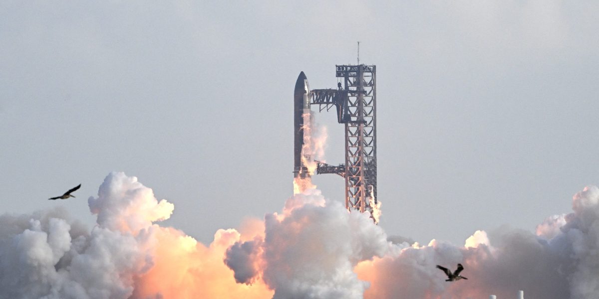 SpaceX Melantai dengan ‘Parit Terdalam yang Ada’, Investor Bertekad Tak Pernah Melawan Elon