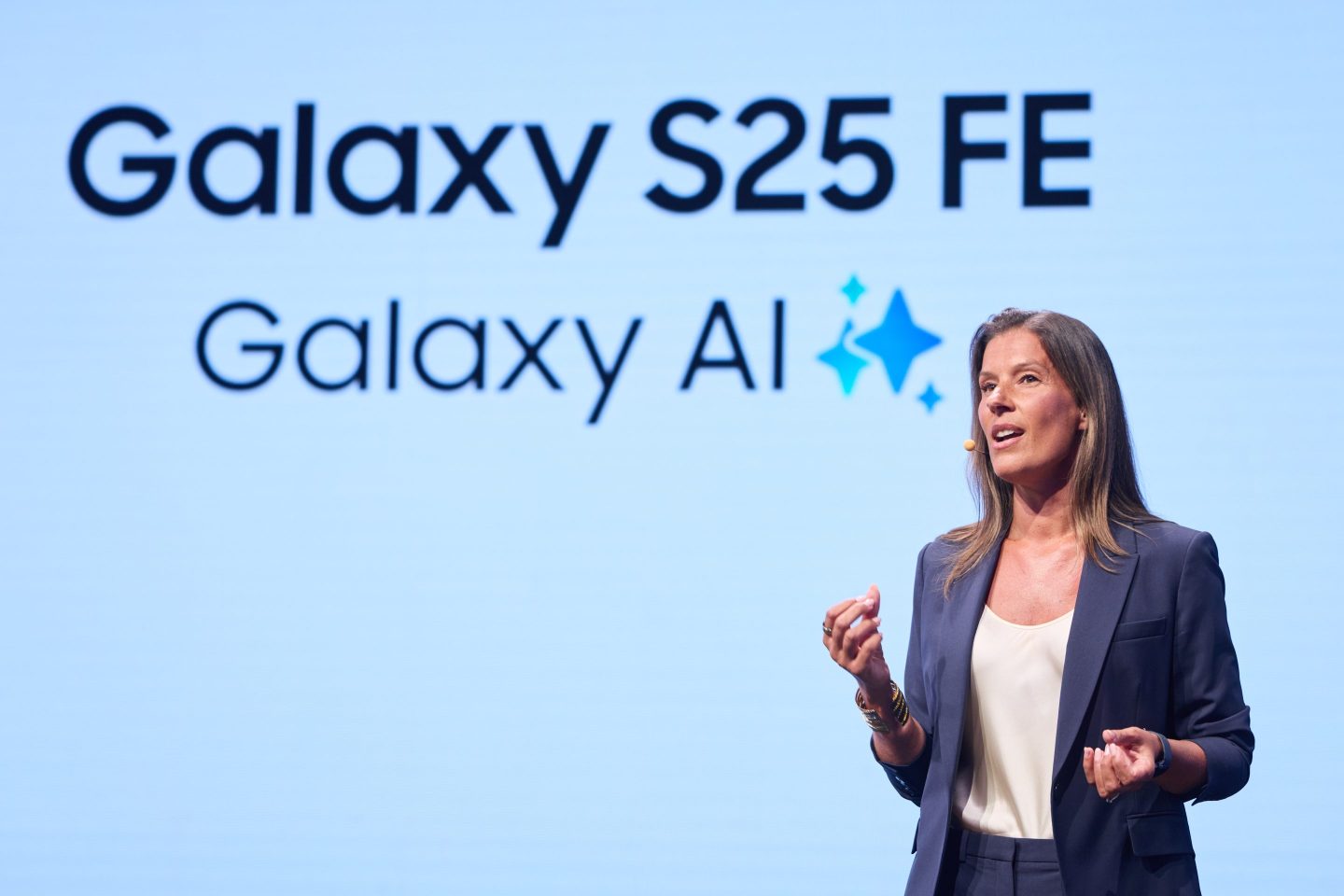 Samsung’s UK boss keeps a signed $100 bill she’s never allowed to spend—and shares her best and worst investments