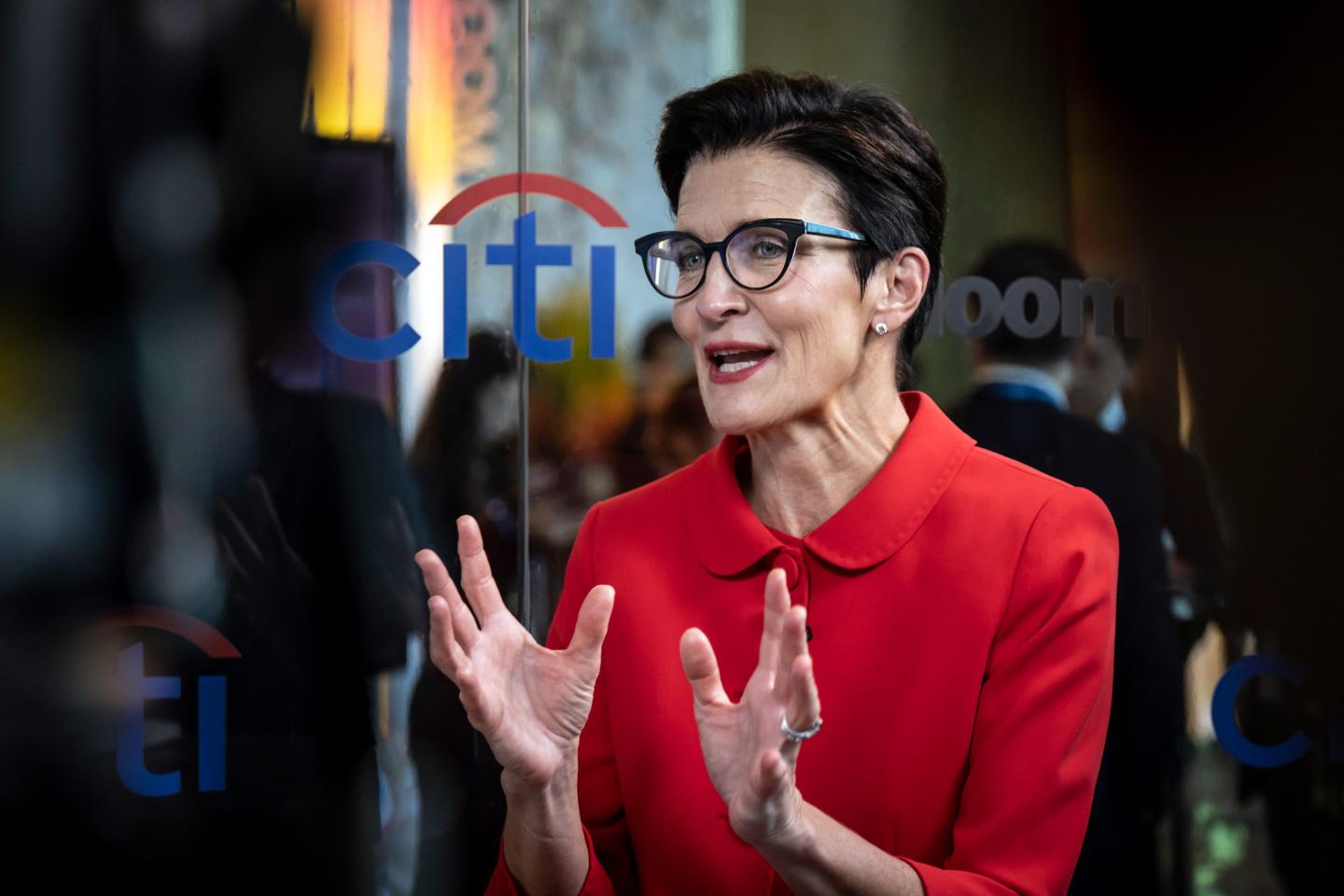 As part of her Citi turnaround, Jane Fraser cut management layers from 13 to 8. But the ‘great flattening’ doesn’t always work as intended