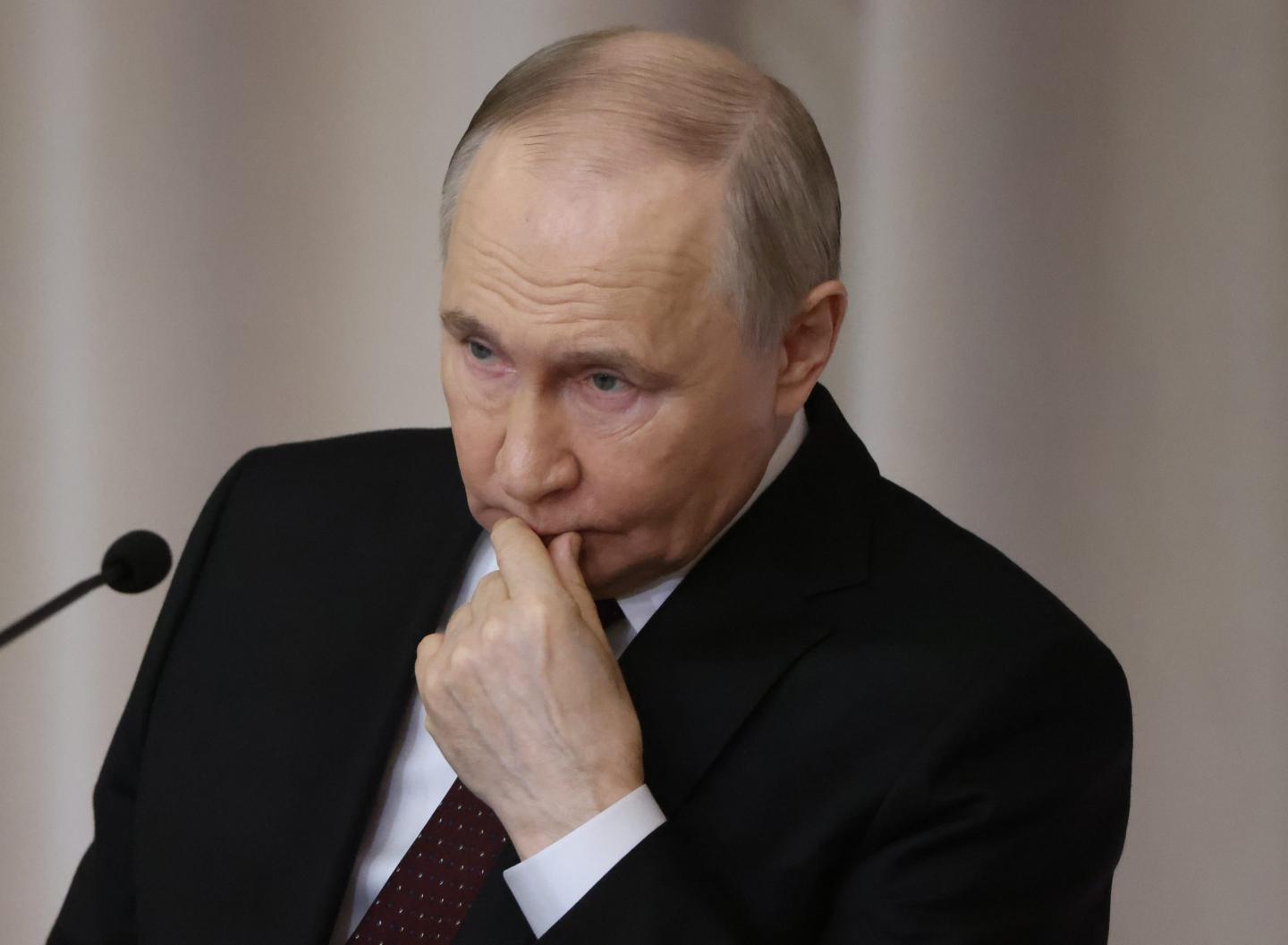 As economic despair mounts, Russian official admits the country has had enough of Putin’s war on Ukraine. ‘We can’t even take one region’