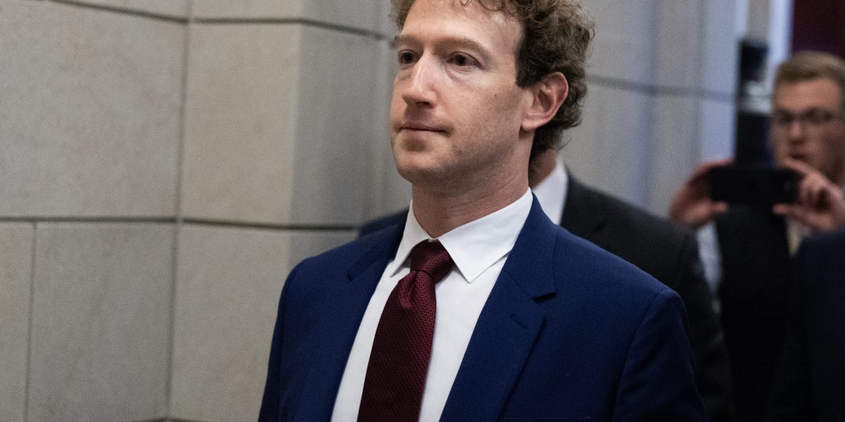 James Patterson dan Penerbit Biden: Mark Zuckerberg ‘secara pribadi mengesahkan’ pelanggaran hak cipta
