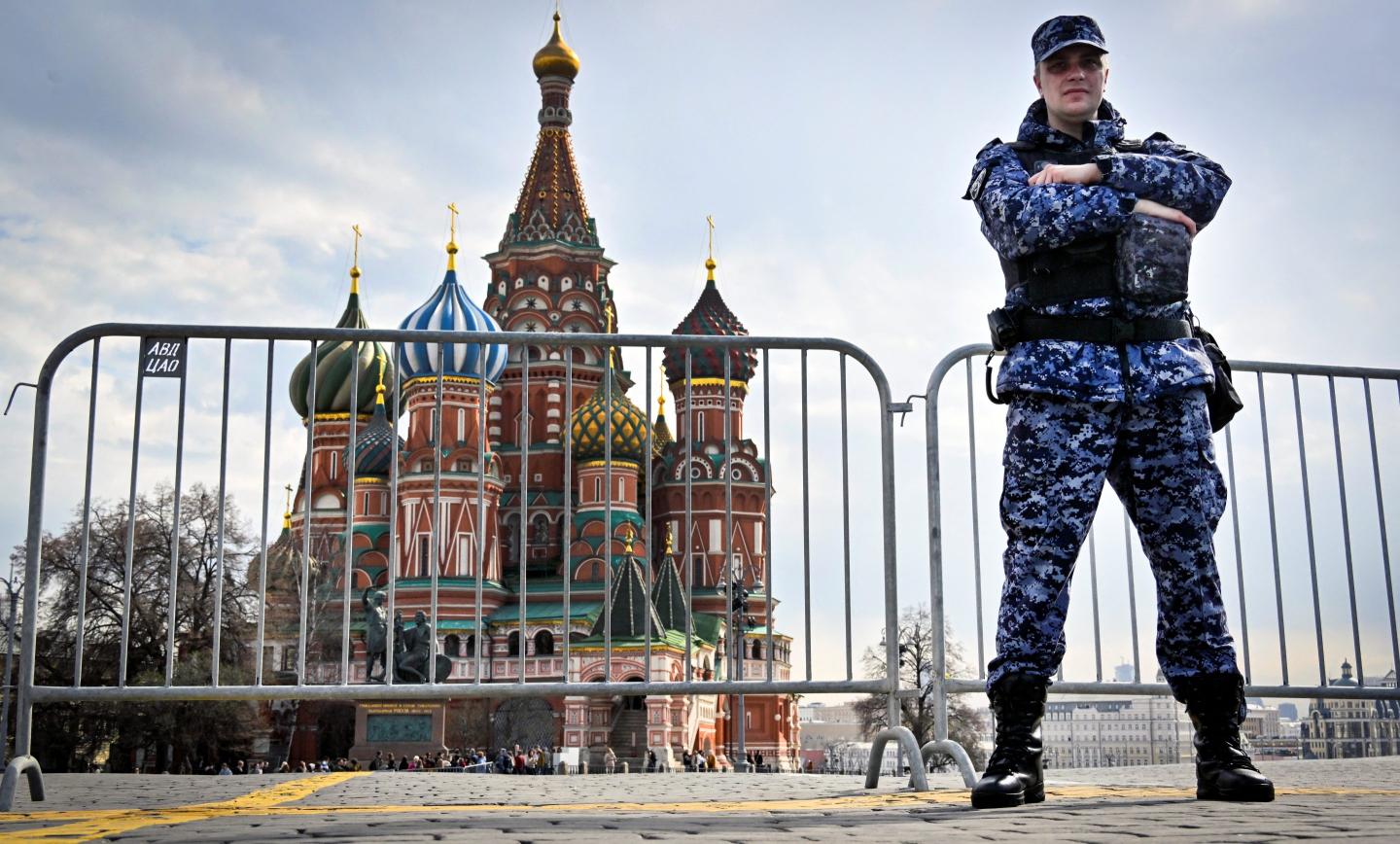 Russia’s economy is much worse than it seems, and ‘elites are increasingly alarmed’ as alternate GDP gauge shows huge contraction