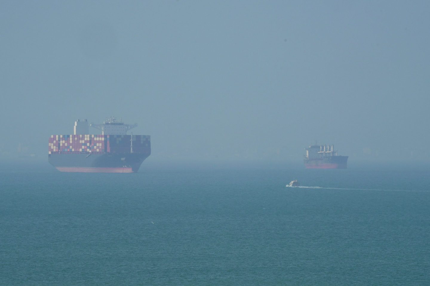 U.S. says deals with Iran for safe Hormuz transit are prohibited