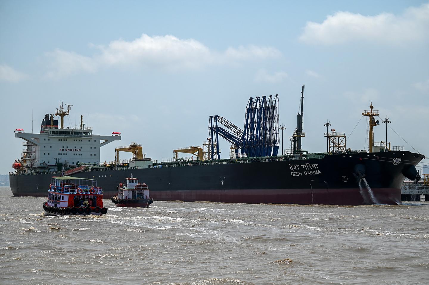 Wall Street piles into ‘NACHO’ bet on looming oil shortages in June