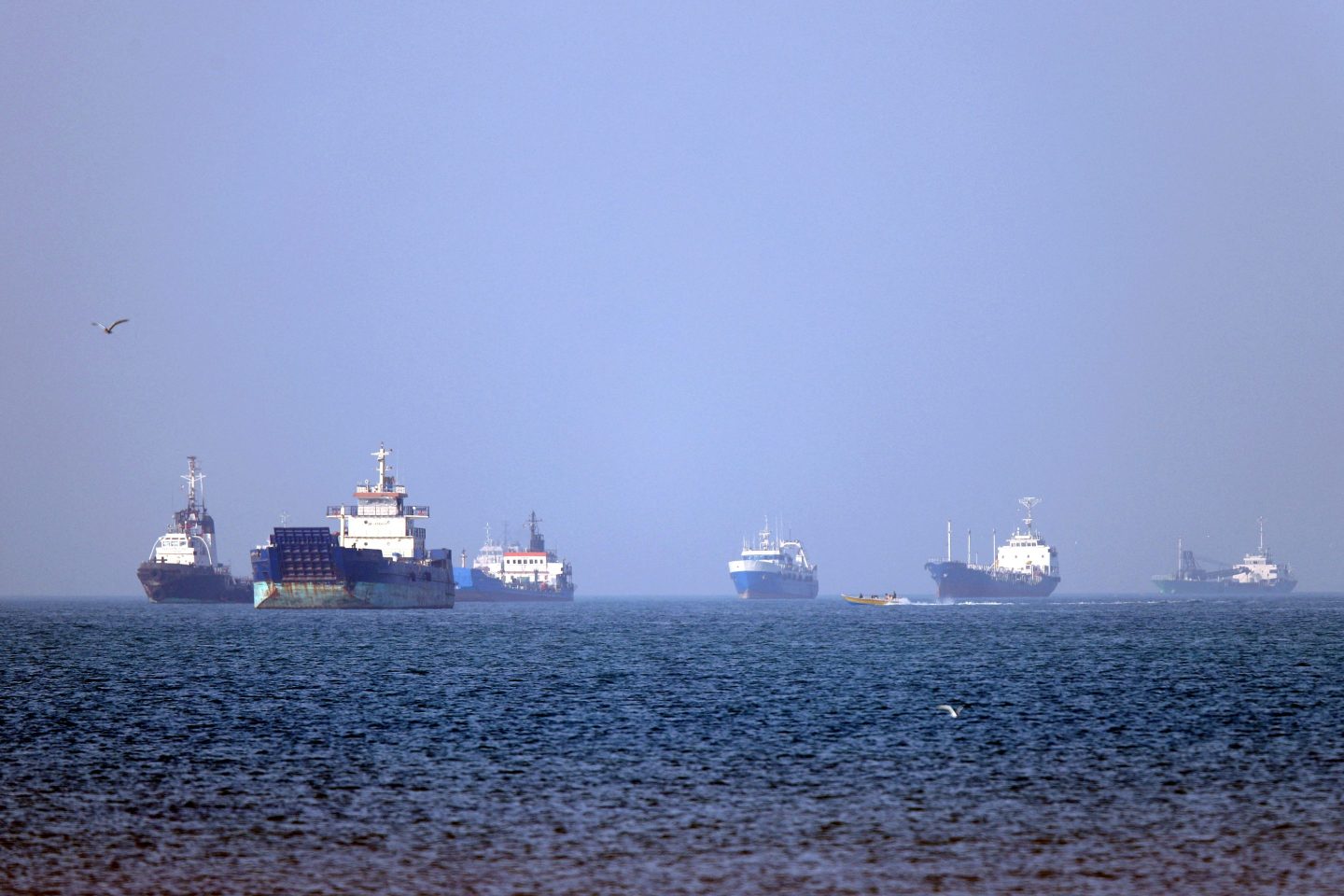 Bahrain, which hosts the U.S. Navy’s Mideast HQ, arrests dozens with alleged links to Iran’s Revolutionary Guard