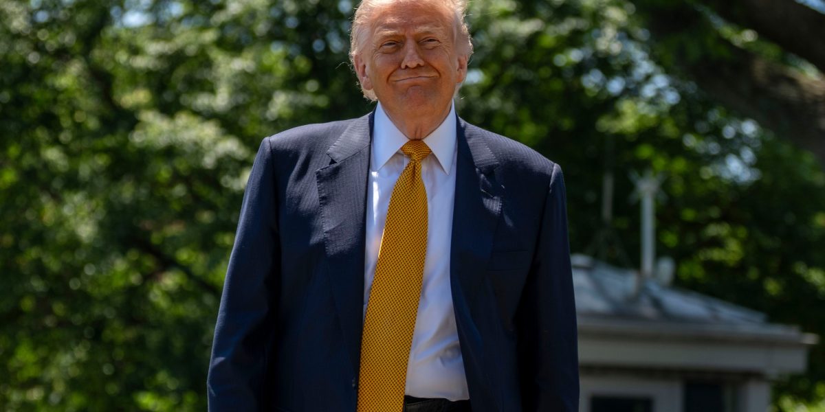Trump Ciptakan Dana Anti-Senjata Senilai ,7 Miliar untuk Kompensasi Sekutu