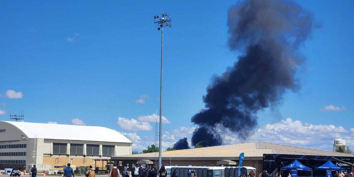 Empat Awak Selamat dari Tabrakan Dua Jet Tempur Angkatan Laut Saat Pameran Udara di Idaho