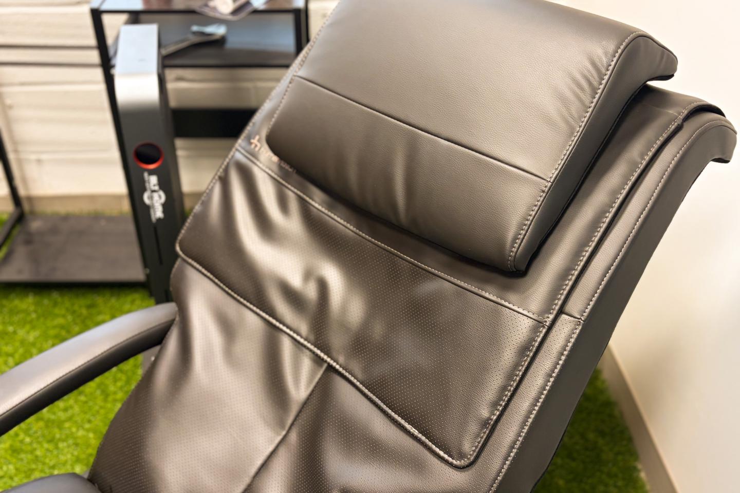 Human Touch 8.0 Massage Chair-6