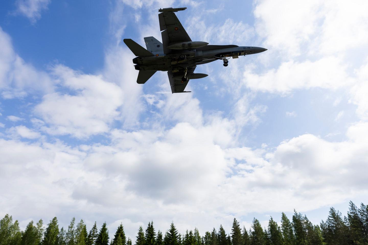 After Trump cuts aircraft and warships, NATO’s top military officer refocuses Europe’s defense plans on ‘things that we can acquire quickly’