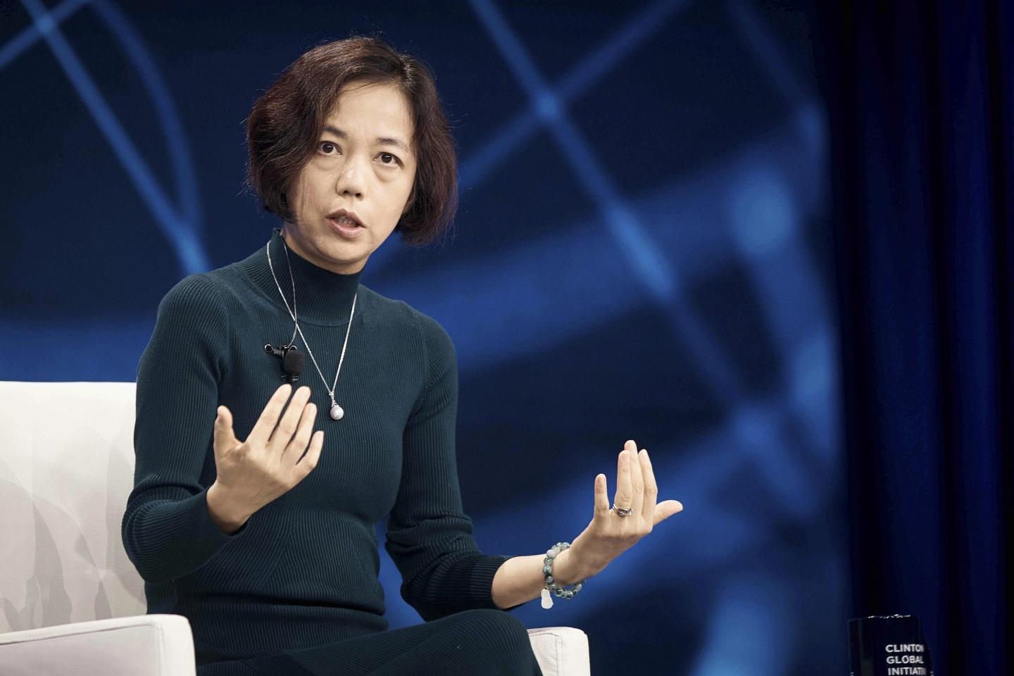 ‘Godmother of AI’ and tech entrepreneurs draw investors by pivoting from chatbots to ‘world models’ saying AI has to read the room, not just books