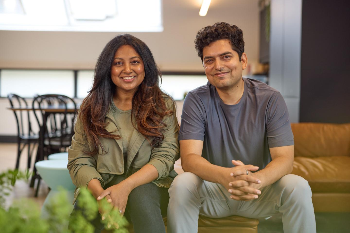 Apoha cofounders Anshika Srivastava (left) and Shamit Shrivastava.