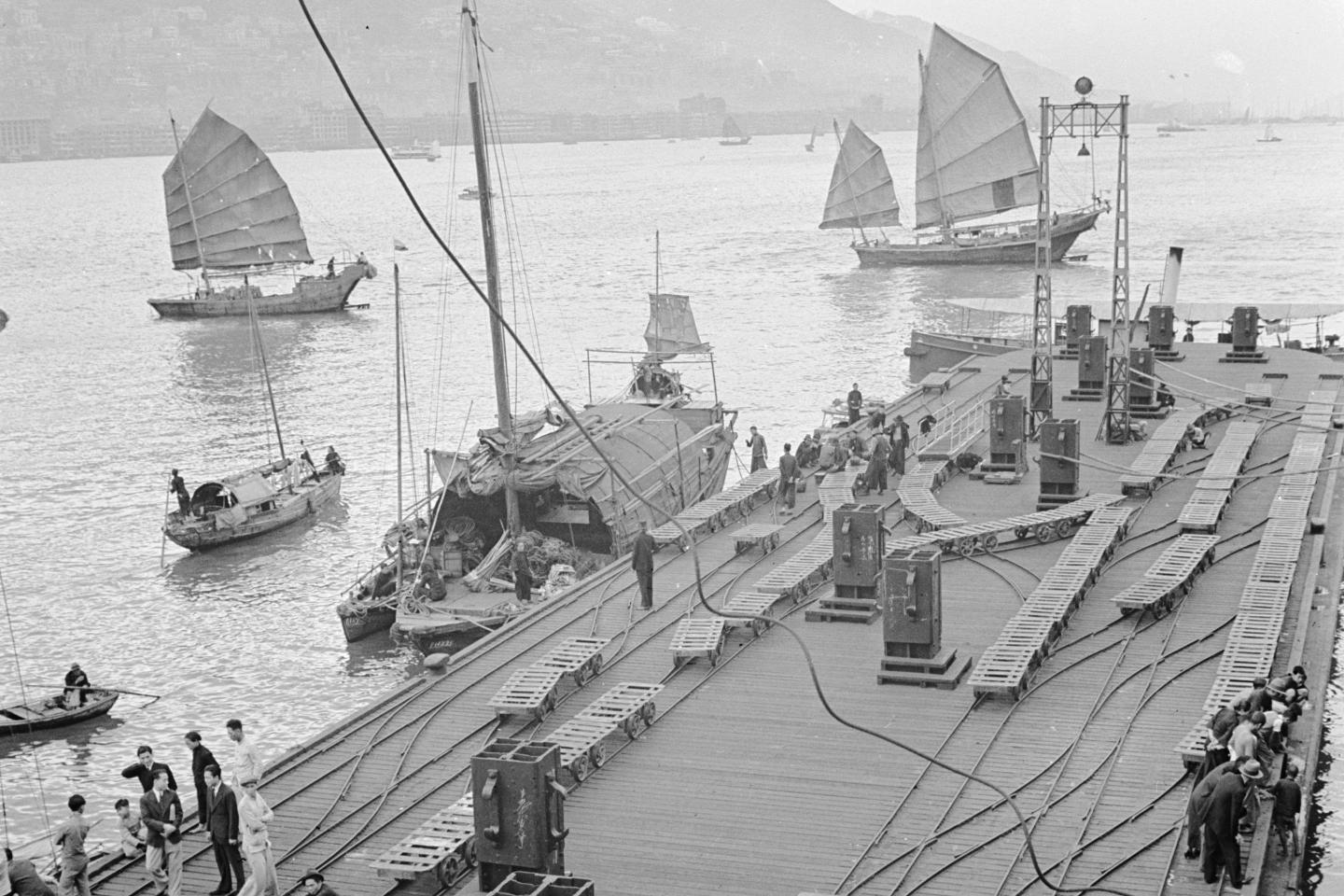 Fortune Archives: In 1947, Hong Kong was all about trade. Is that still true?
