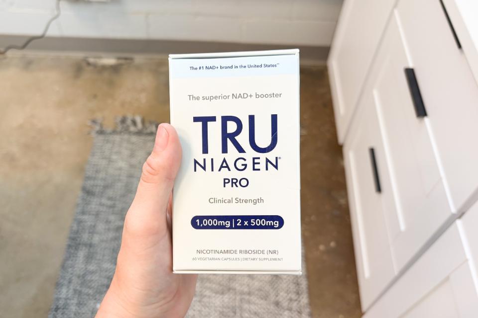 Tru Niagen container 