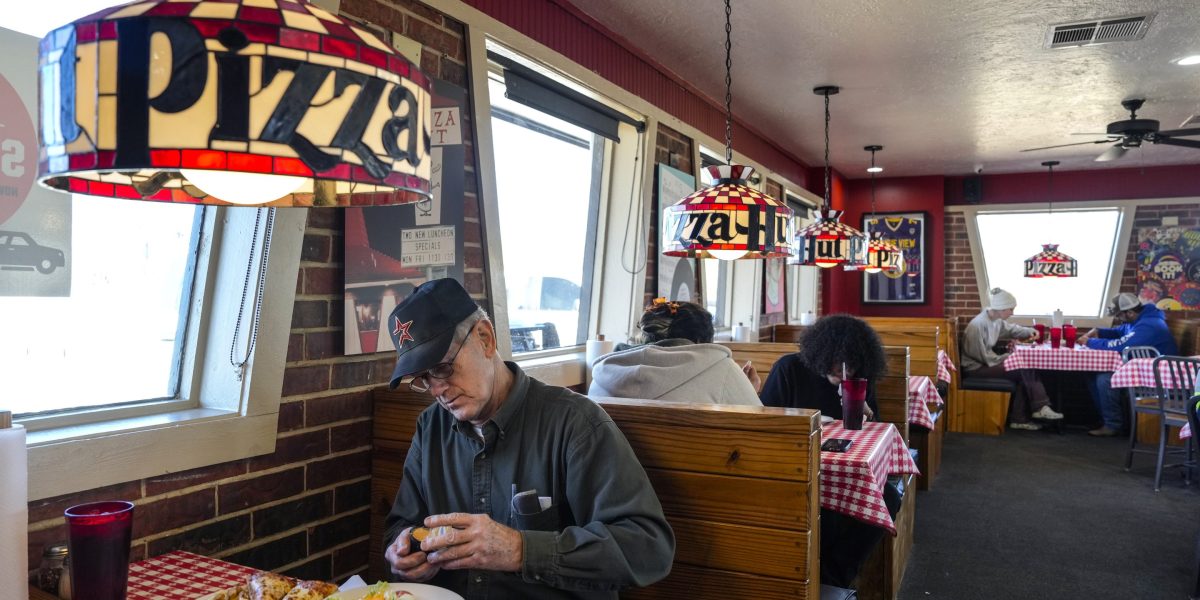 Pizza Hut Sold to Private Equity Firm Pizza Hut Sold to Private Equity Firm