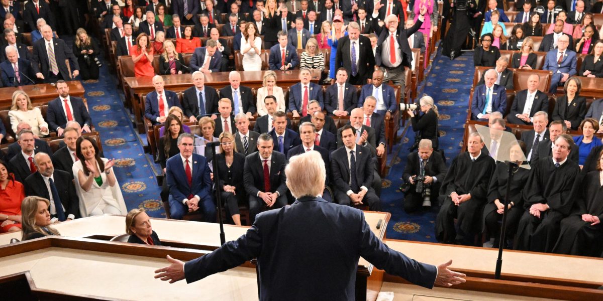 Resolusi Disahkan! DPR AS Batasi Wewenang Perang dengan Iran, Partai Republik Berani Lawan Trump
