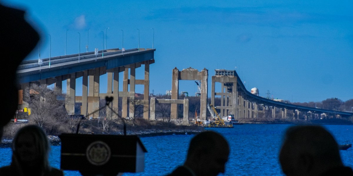 Over 40,000 American bridges have structurally deficient ratings. Why aren&rsquo;t we using quantum sensors on them?
