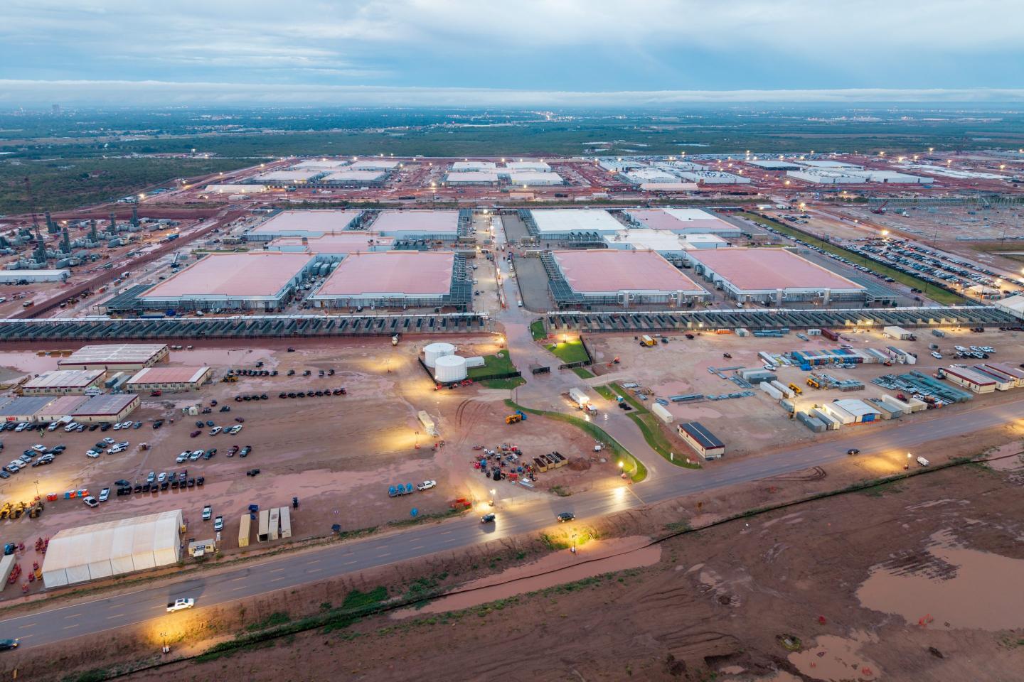 This summer’s heat is a live stress test for data centers—here’s what it’s revealing in real time