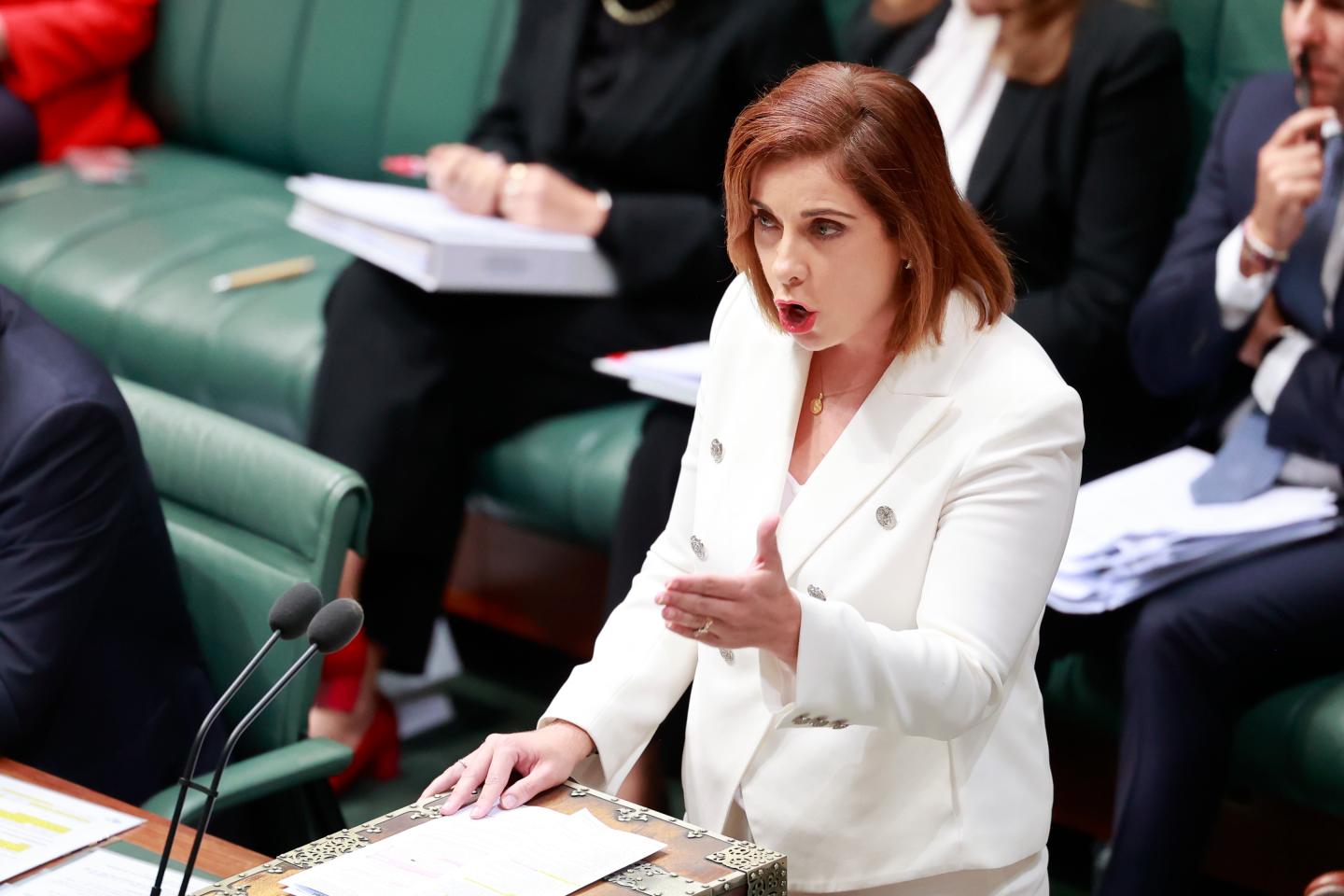 aus