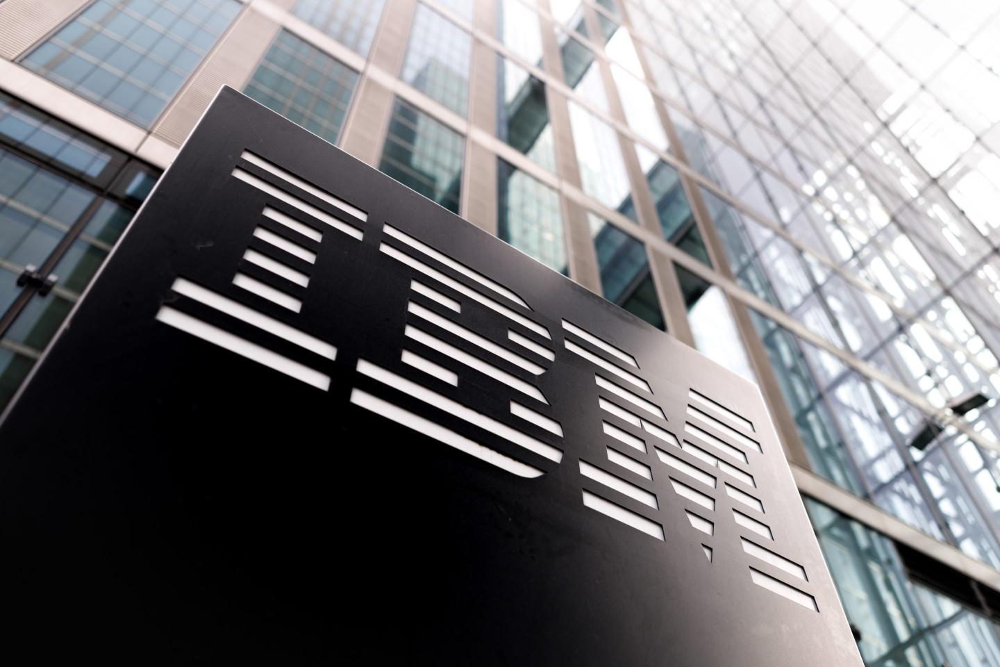 IBM, AT&T accused by whistleblower of covering up foreign hacks